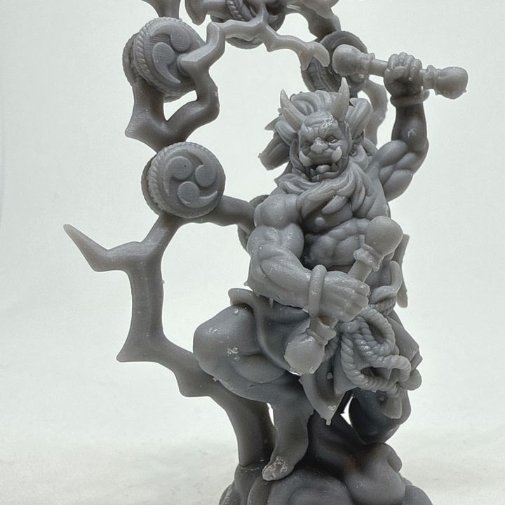 Raijin the thunder god by Menagerie Miniature