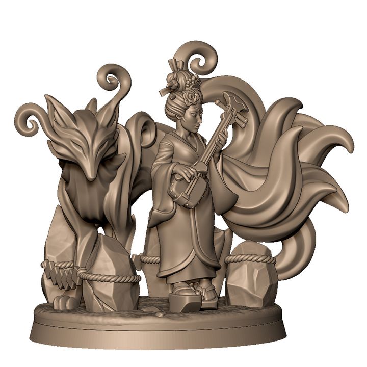 Music geisha with spirit 9 tail fox by Menagerie Miniature