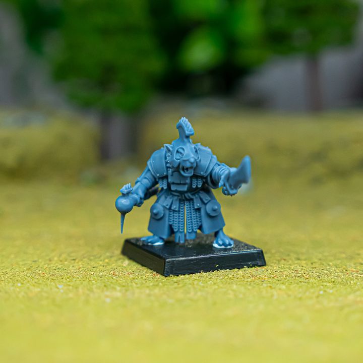 Sewer Vermin Lord by Highlands Miniatures
