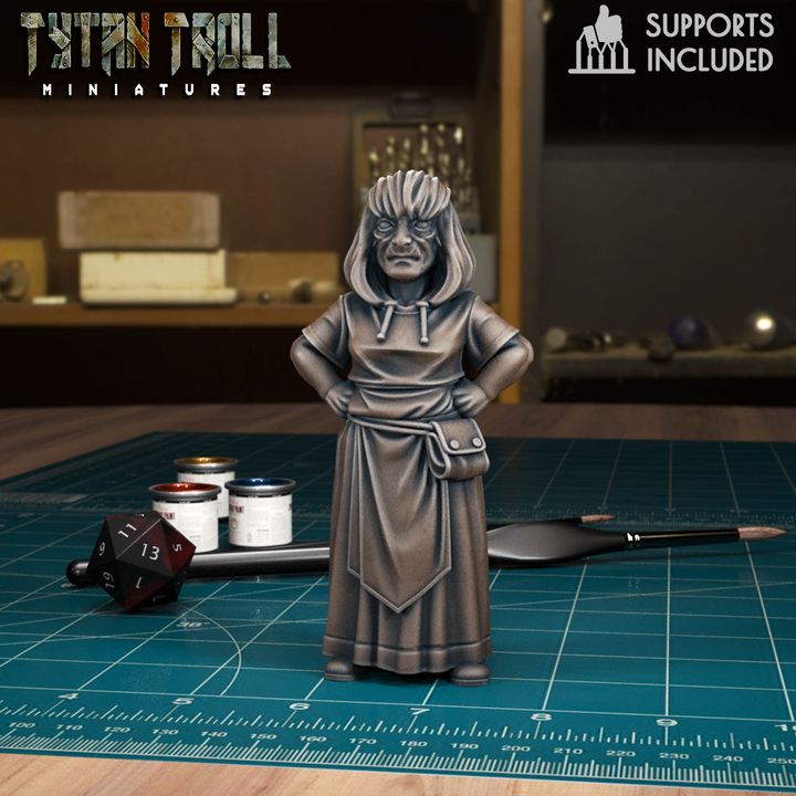 Yelana by Tytan Troll Miniatures