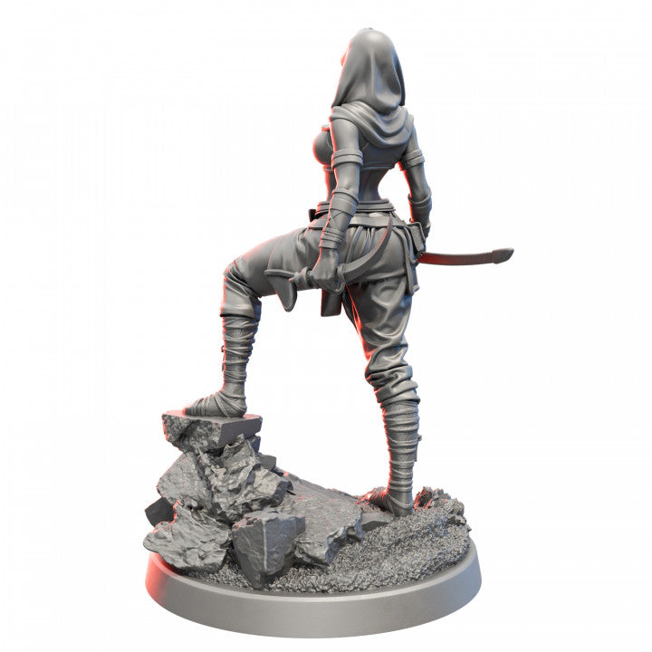 Hilda Thornfield by Beast Miniatures
