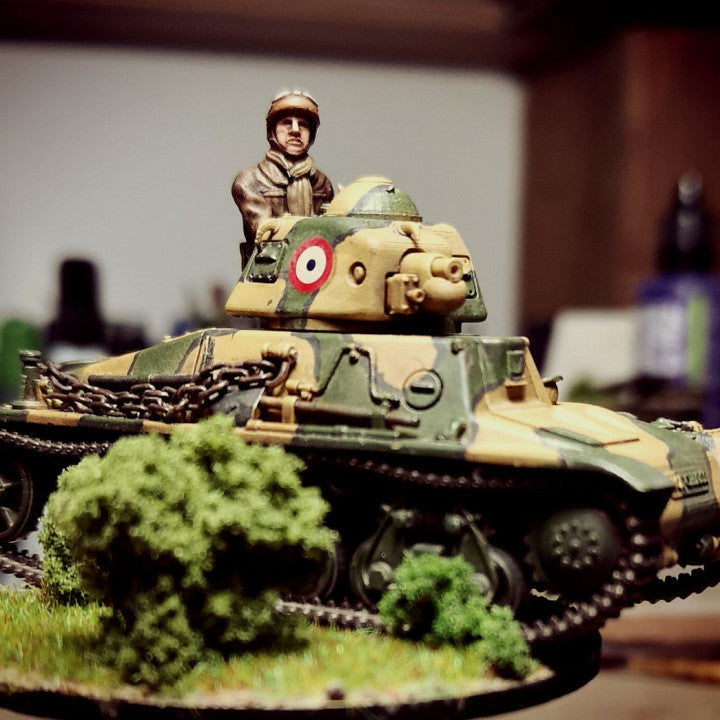WW2 28mm 1940 French tank crew 2 by Colonel Muller