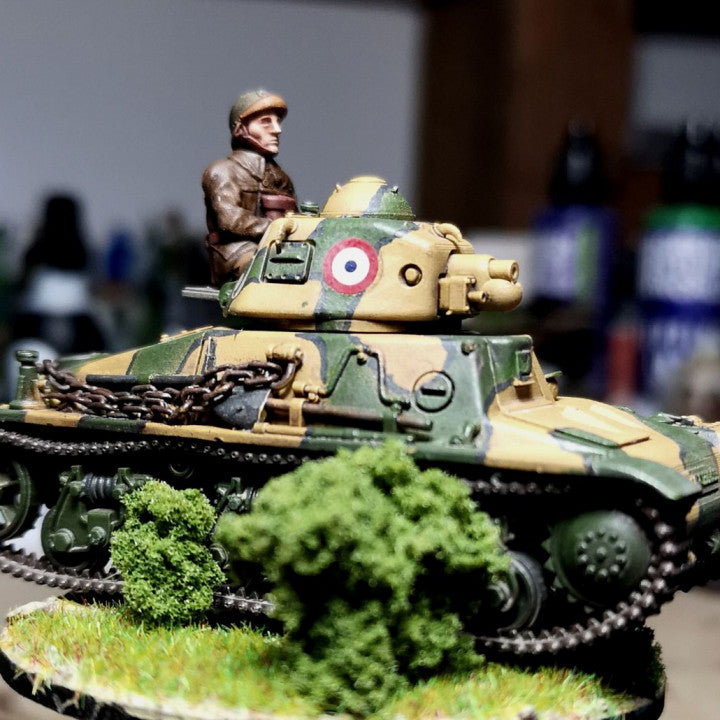 WW2 28mm 1940 French tank crew 1 by Colonel Muller