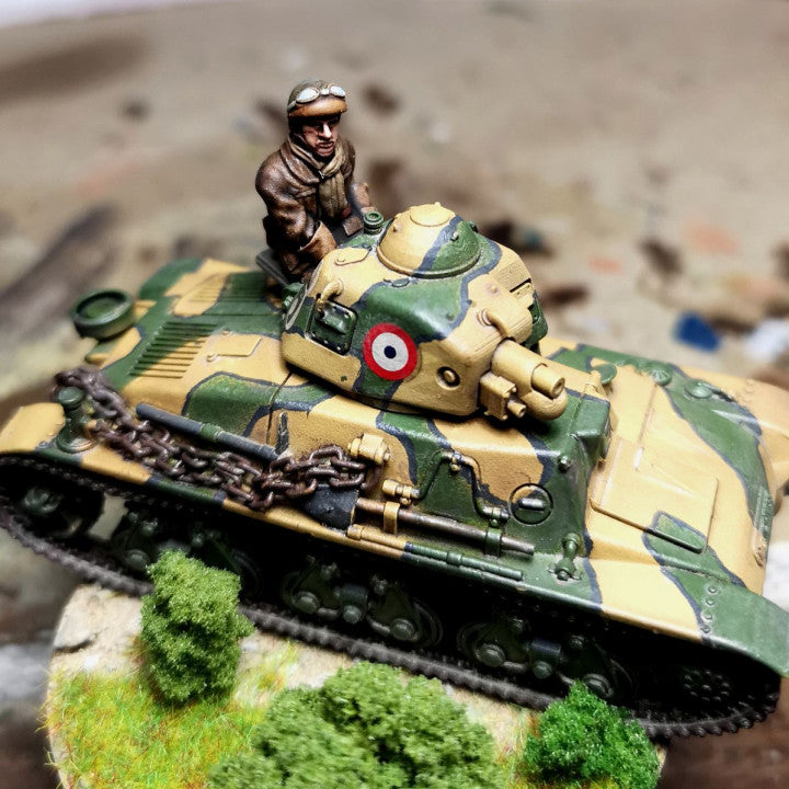 WW2 28mm 1940 French tank crew 2 by Colonel Muller