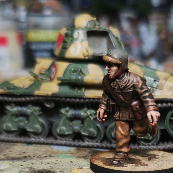 WW2 28mm 1940 French tank crew 1 by Colonel Muller