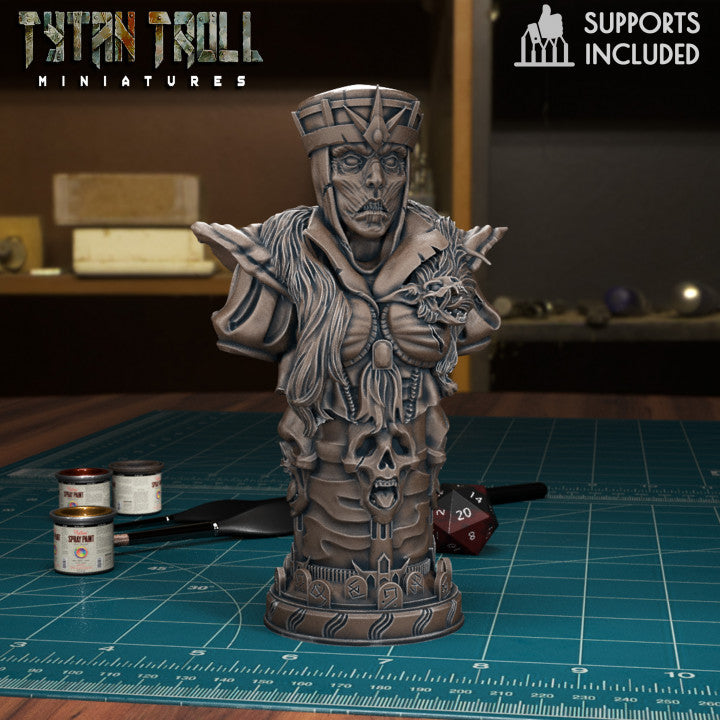 Undead Chess Queen by Tytan Troll Miniatures