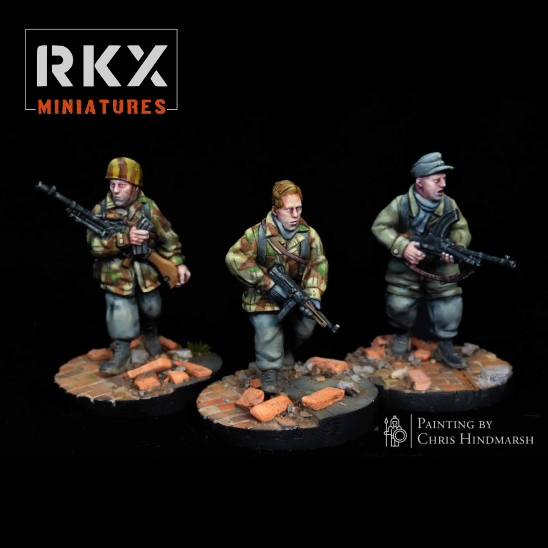 Late War German fallschirmjager Looted weapons