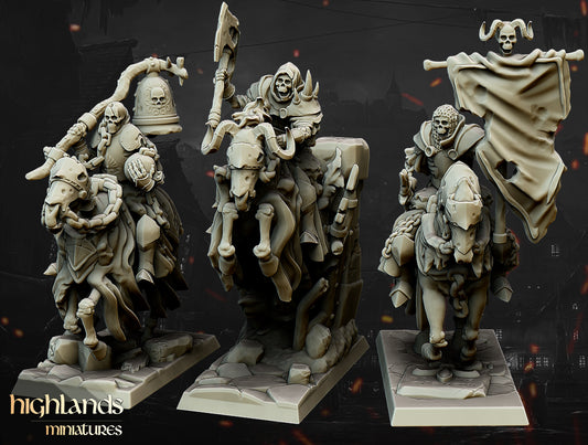 Dark Knight Cavalry Command by Highlands Miniatures
