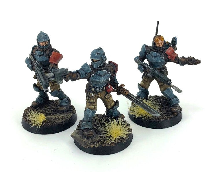 Krevarian Dragoon Squad with Ammit Infantry Fighting Vehicle