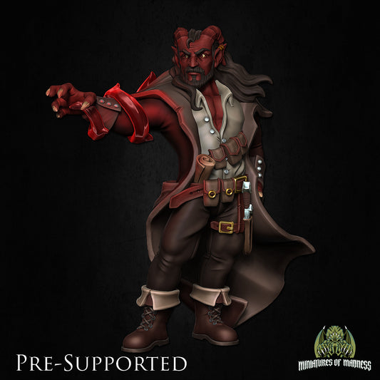 Vincent Morthos, The Warlock by Miniatures of Madness
