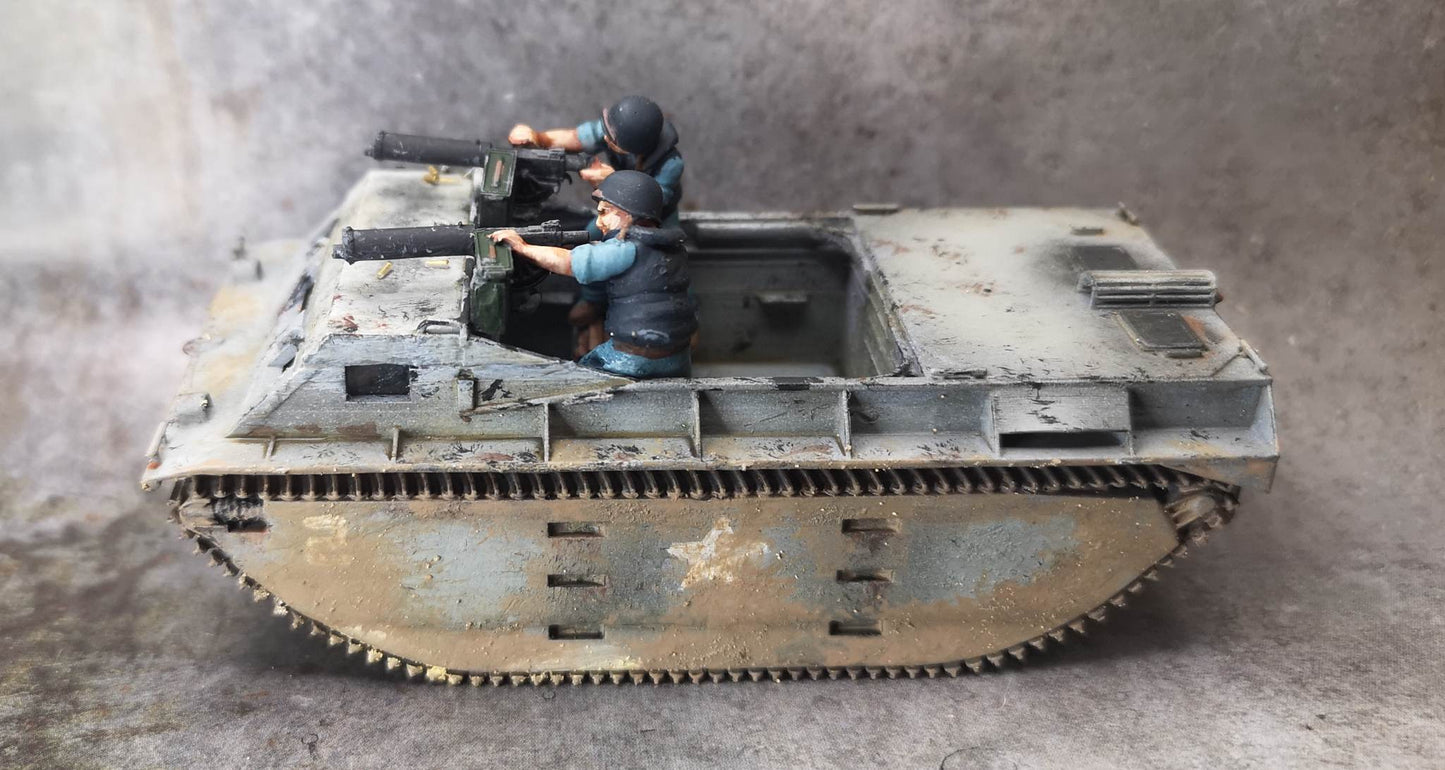 LVT-1 AMTRAC (Comes with Two Gunners)