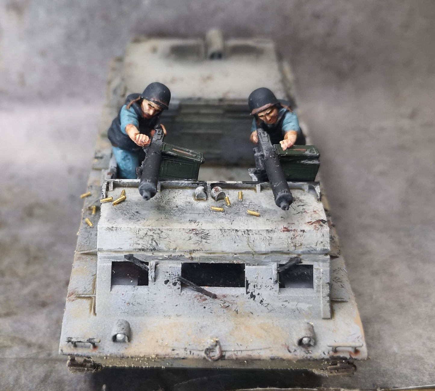 LVT-1 AMTRAC (Comes with Two Gunners)