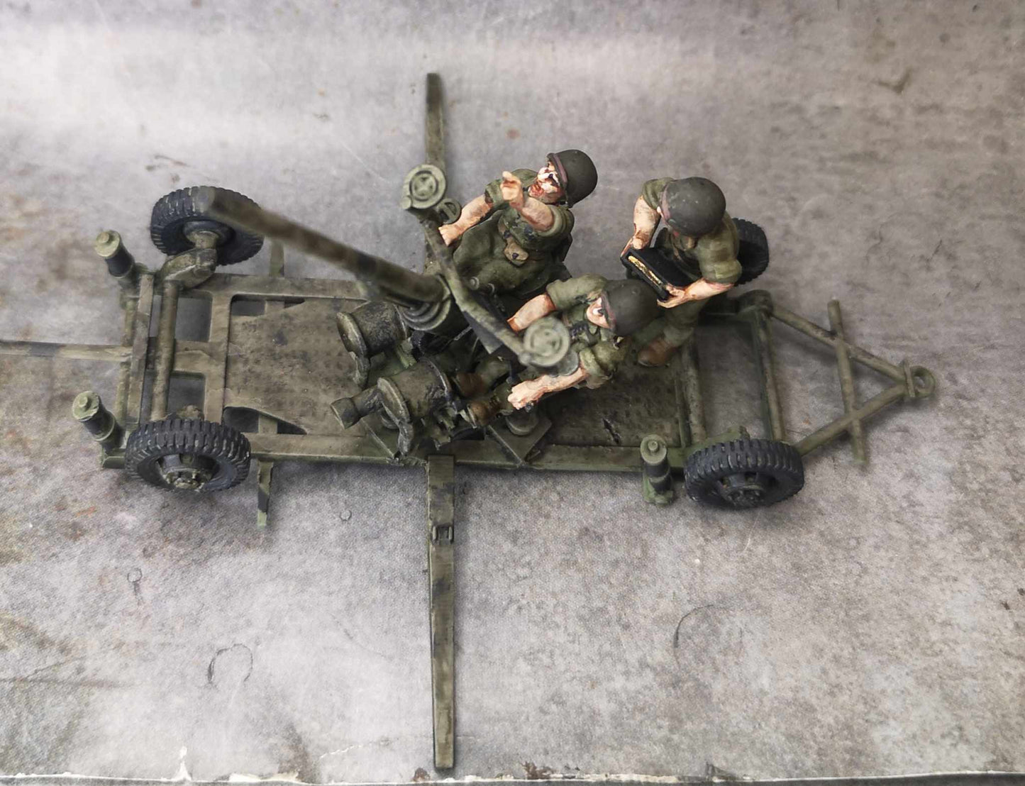 M1 37mm AA Gun & Crew