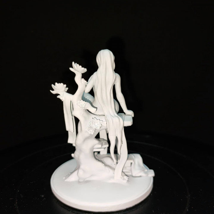 Sexy Guild Mate Series No.1 Sorcerer by Village's Hope Miniatures