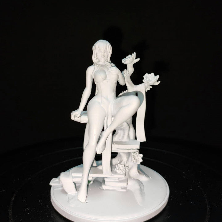 Sexy Guild Mate Series No.1 Sorcerer by Village's Hope Miniatures