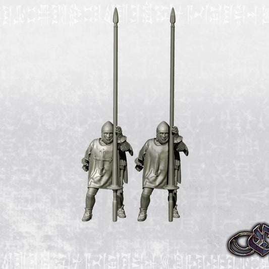 "Squire on foot -crusader & lay versions- 14th century" by Ezipion miniatures