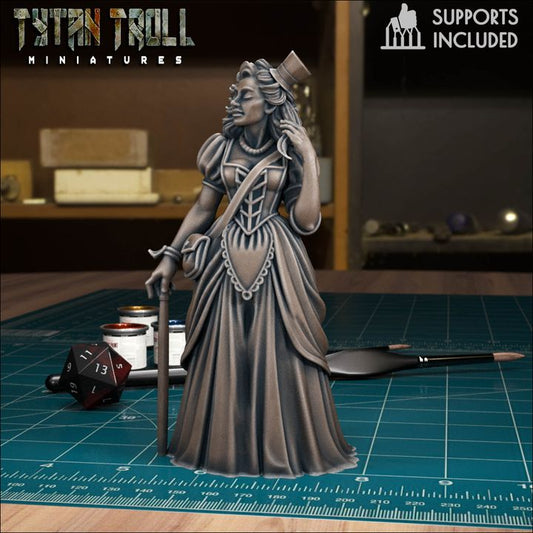 Charlotte Karvtskova by Tytan Troll Miniatures