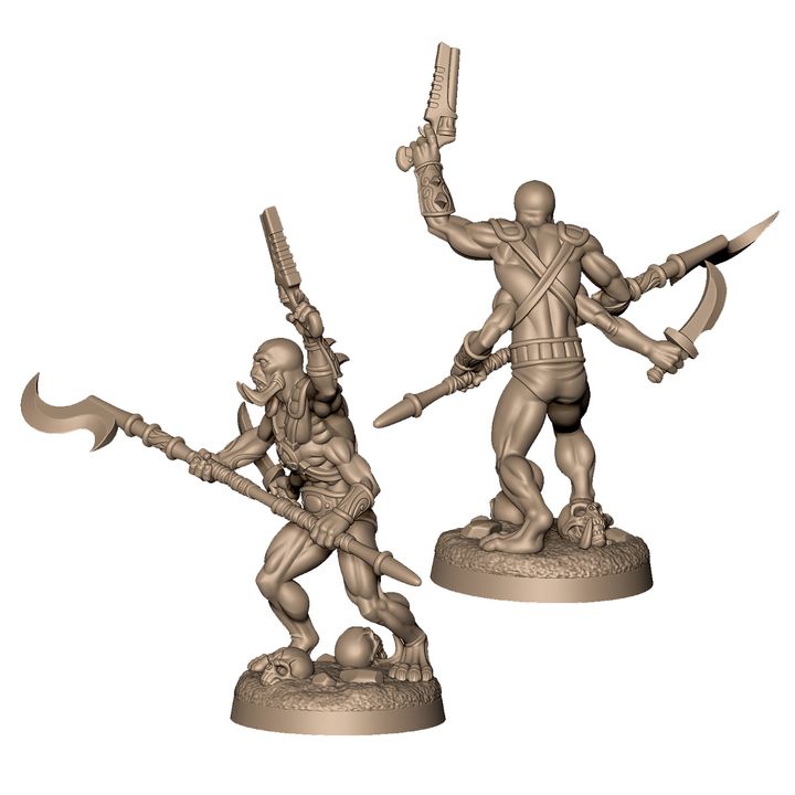 3 alien warriors with 4 arms by Menagerie Miniature
