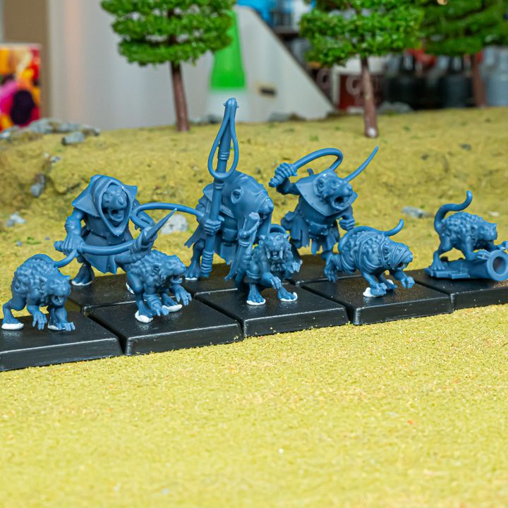 Rats and Rat Masters by Highlands Miniatures