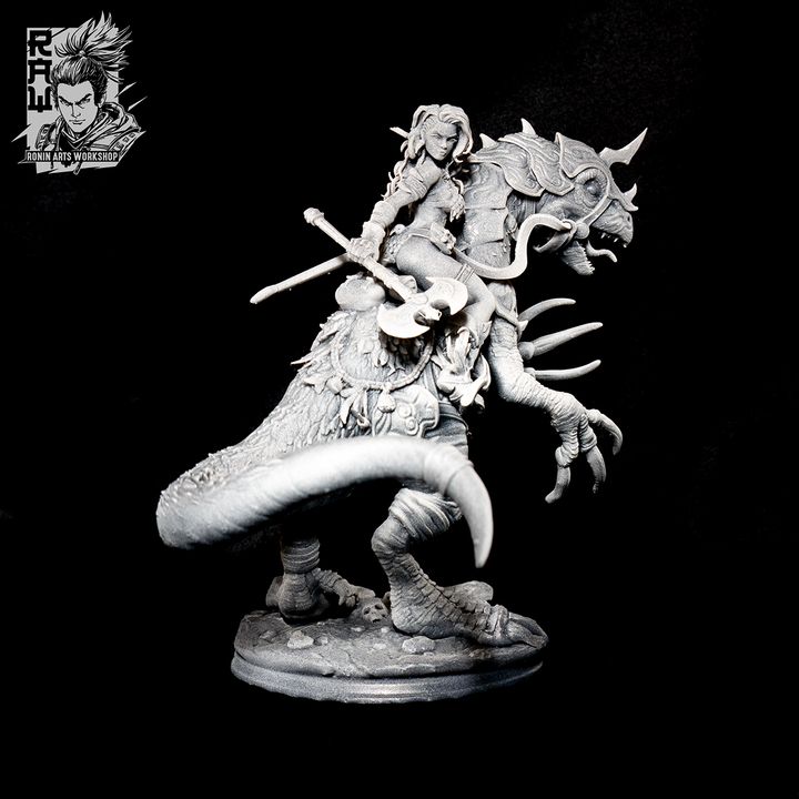 Rodica And Dreadclaw - Female Barbarian riding on therizinosaurus by Ronin Arts Workshop
