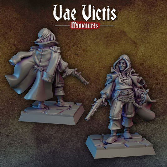 Pirate lady by Vae Victis Miniatures