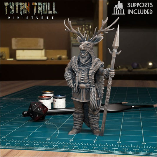 Hunter 8 by Tytan Troll Miniatures