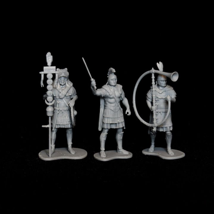 Roman Republican Maniple Command pack by Gadgetworks Miniatures