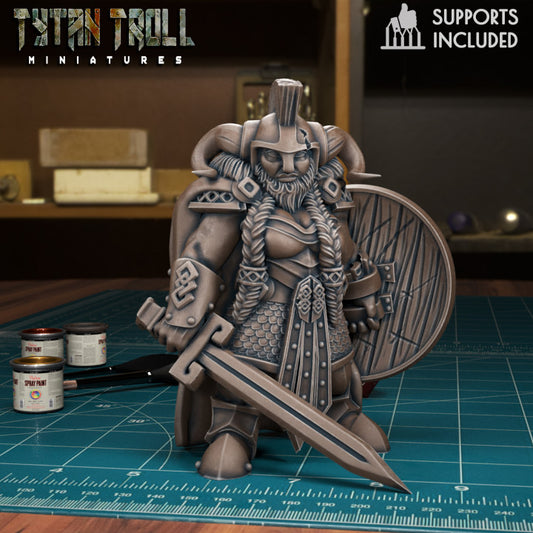 Bearded Female Dwarf 03 by Tytan Troll Miniatures