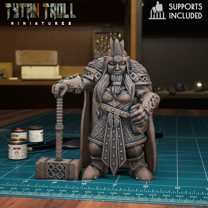 Bearded Female Dwarf 05 by Tytan Troll Miniatures