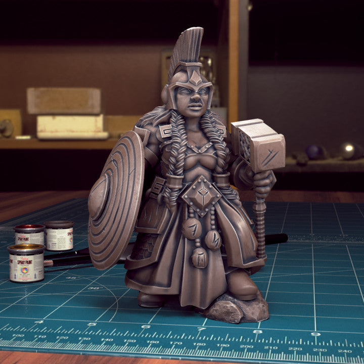 Female Dwarf 06 by Tytan Troll Miniatures