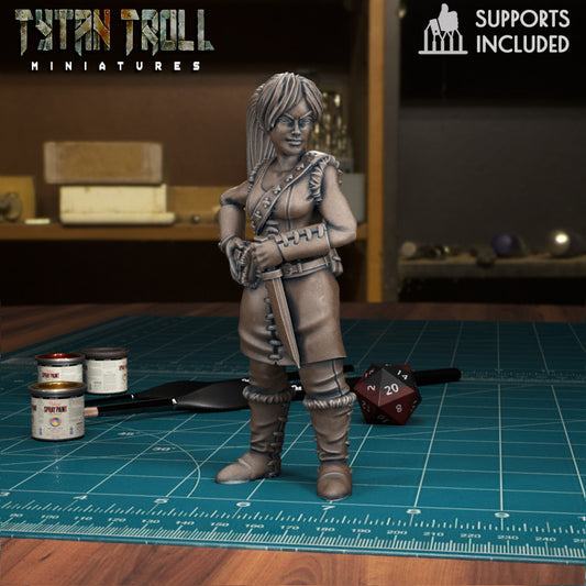 Female Archer Bandit 03 by Tytan Troll Miniatures