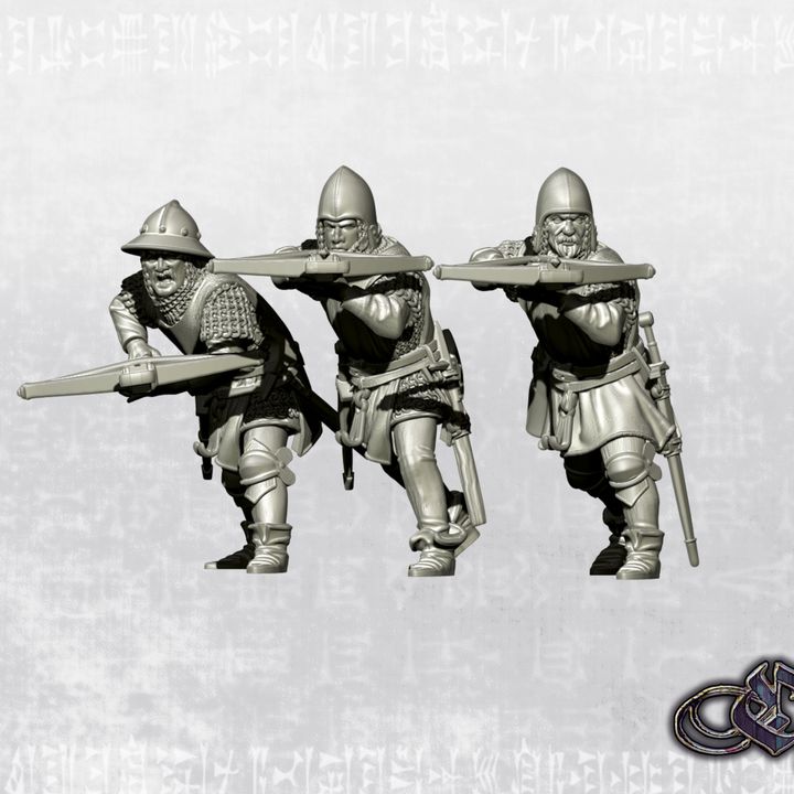 "Crossbowmen with armour - 14th century" by Ezipion miniatures
