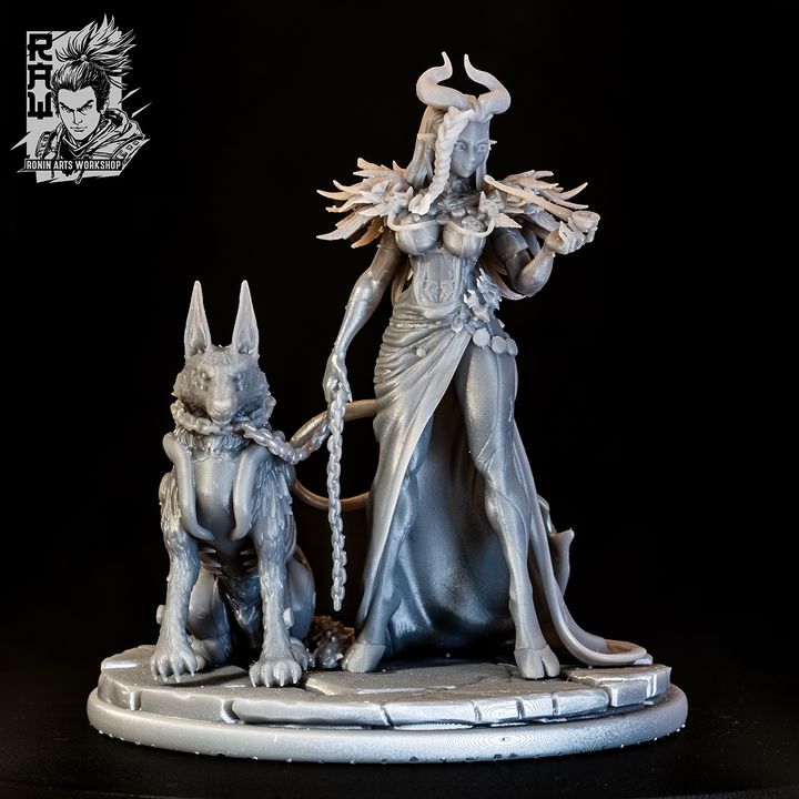 Demon Baroness Laerissa by Ronin Arts Workshop