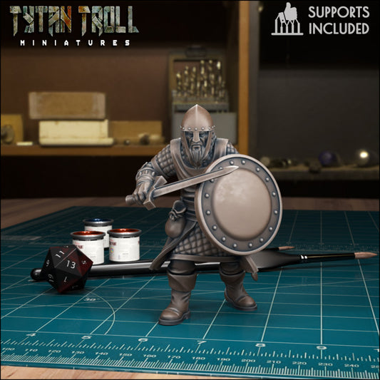 Man At Arms 03 by Tytan Troll Miniatures