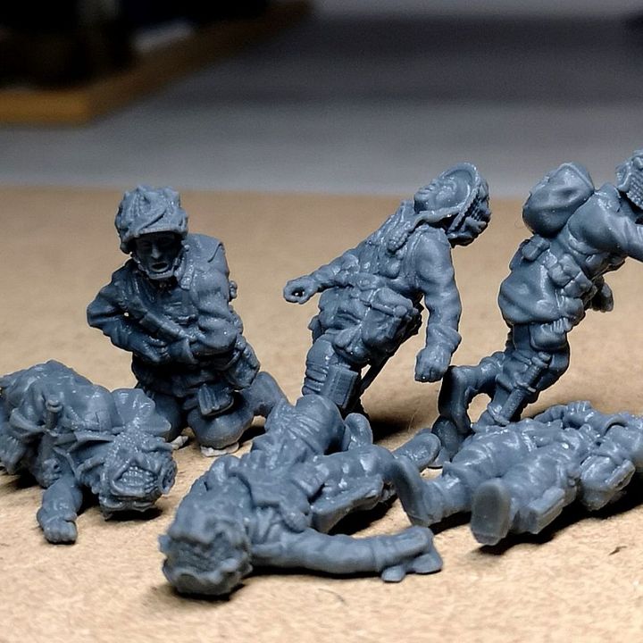 WW2 28mm US Paratrooper Casualties Set 1 by Colonel Muller