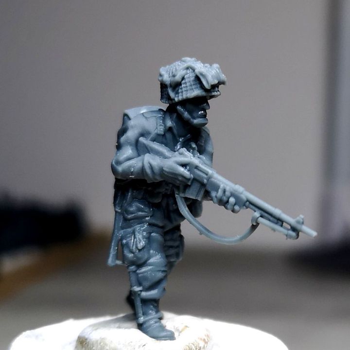 WW2 28mm US Paratrooper With Bar by Colonel Muller