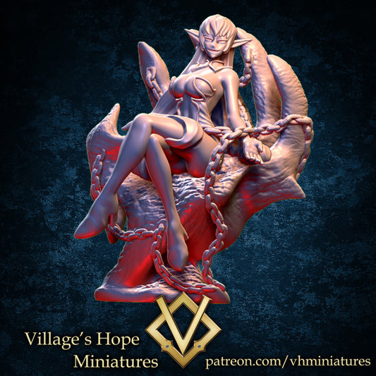 Sexy Guild Mate Series No.10 Demoness Invitation by Village's Hope Miniatures