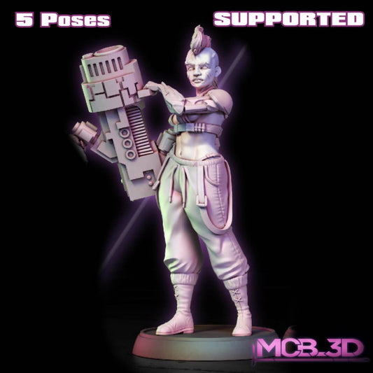 Female Gang Member - Heavy Weapons by Gaz Minis