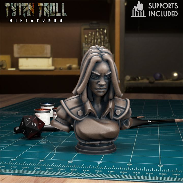 Zuleika Toranescu Bust by Tytan Troll Miniatures