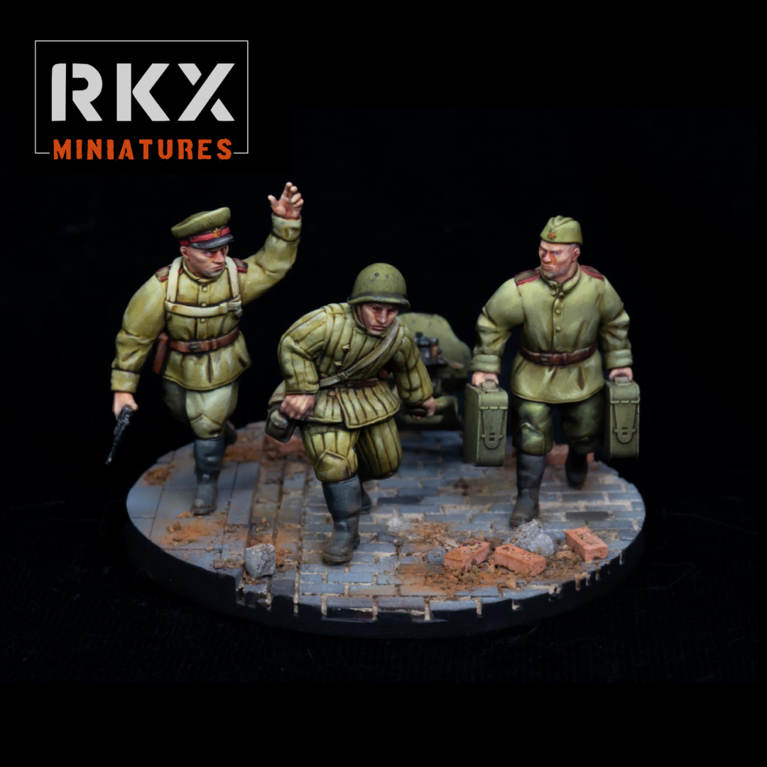 Soviet Maxim MG Team Deploying by RKX Miniatures