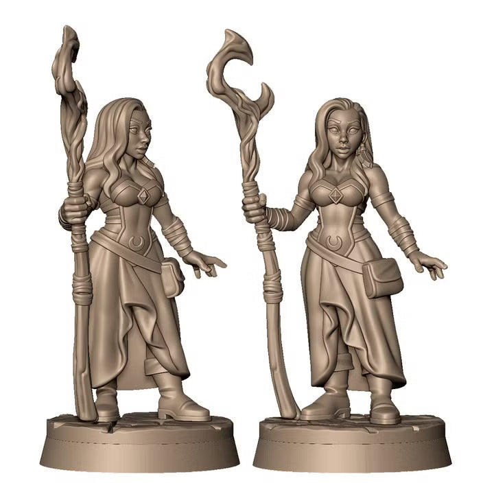 Silver the druid by Menagerie Miniature