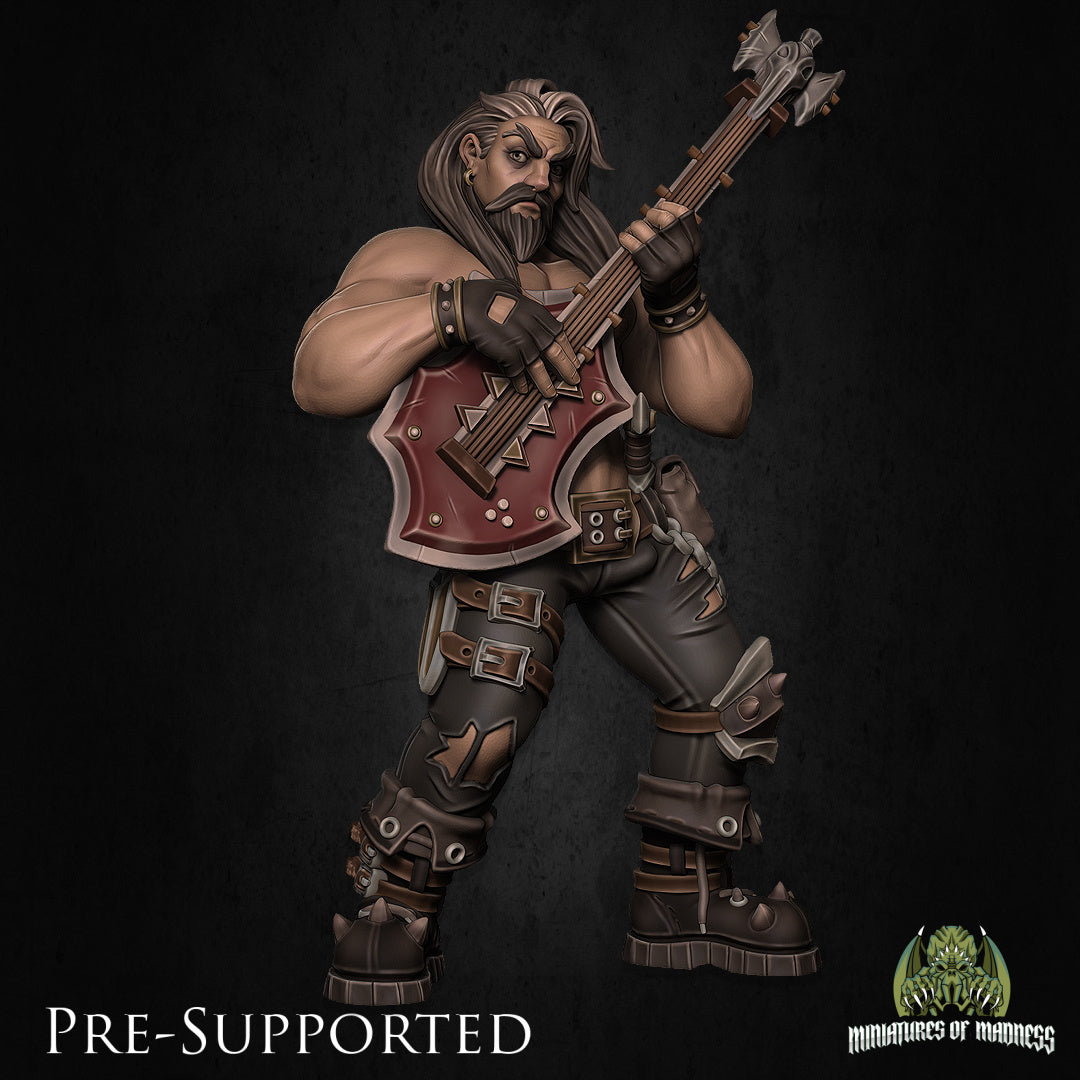 Magnus The Outsider Bard by Miniatures of Madness